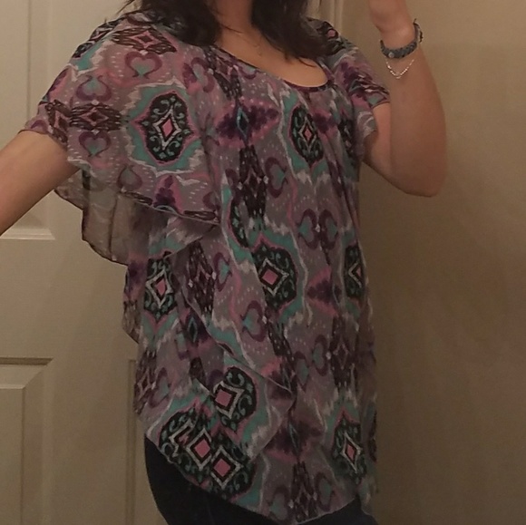 INC airey top perfect for summer and spring - Picture 3 of 4